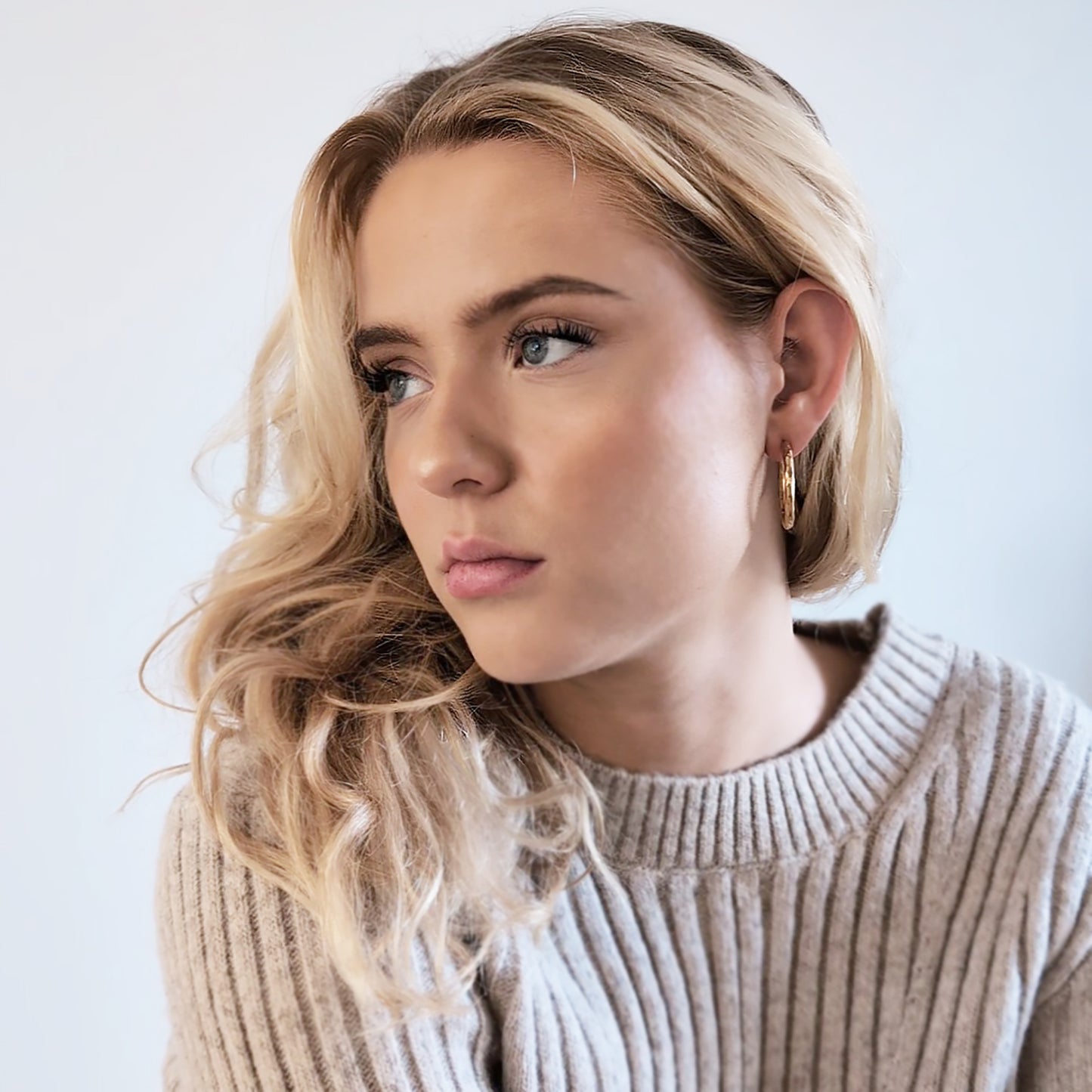 FLOW Øreringer Gullbelagt L