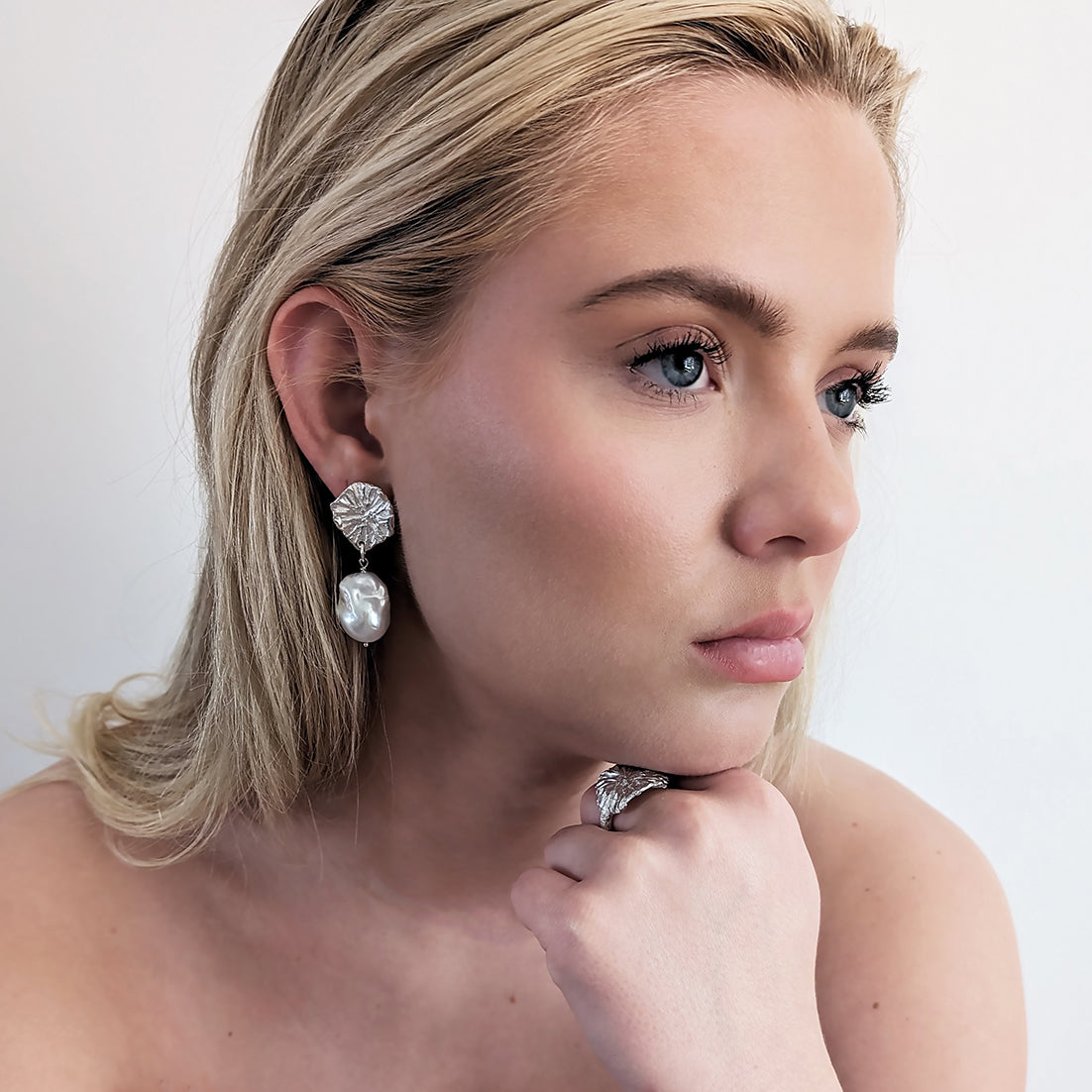 CORAL & PEARL Øredobber Sølv