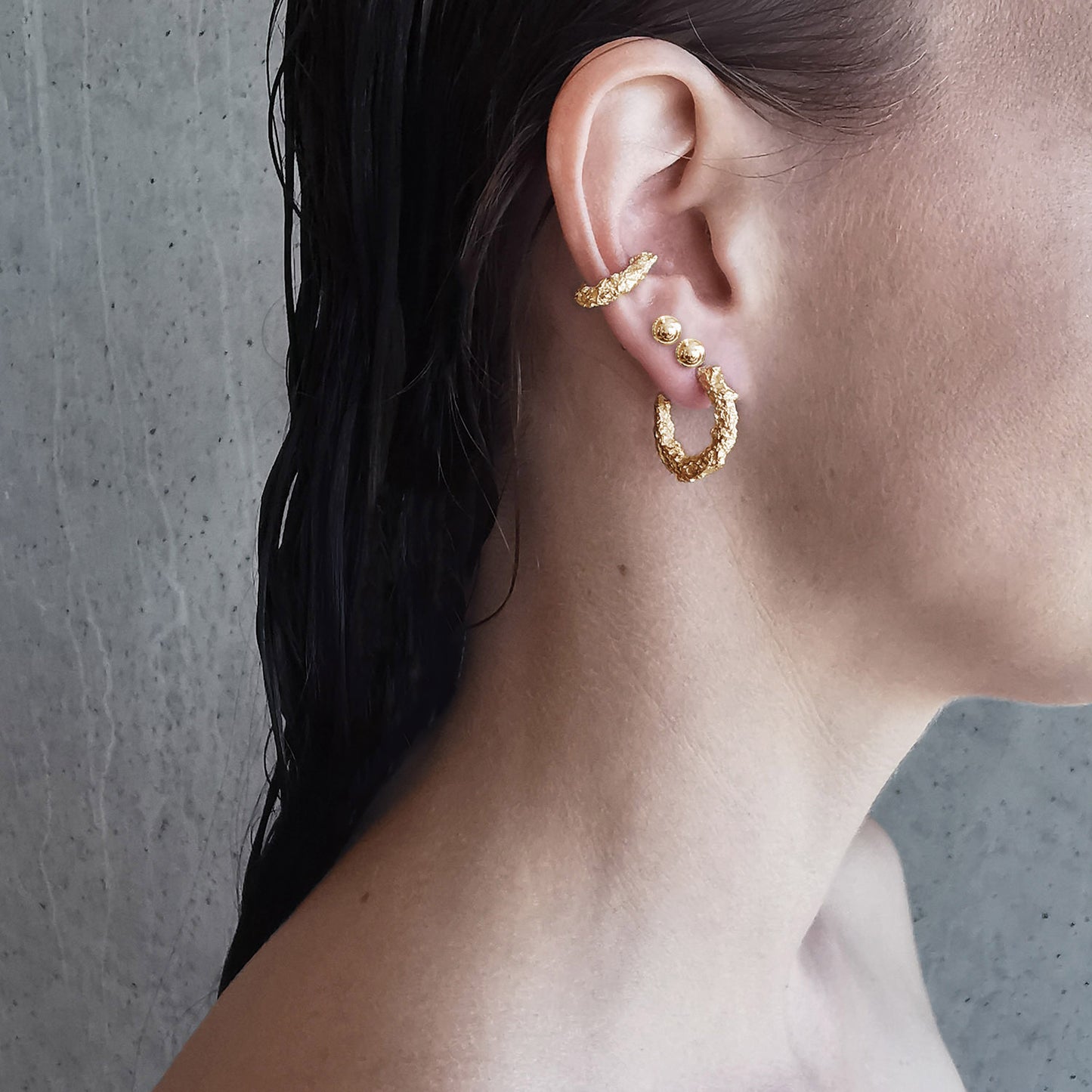 NATURE´S TREASURES Ear Cuff Gullbelagt