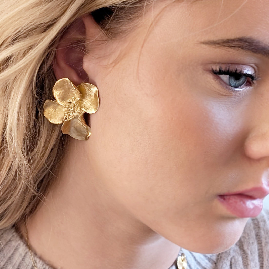 FLORAL EARRINGS GOLD